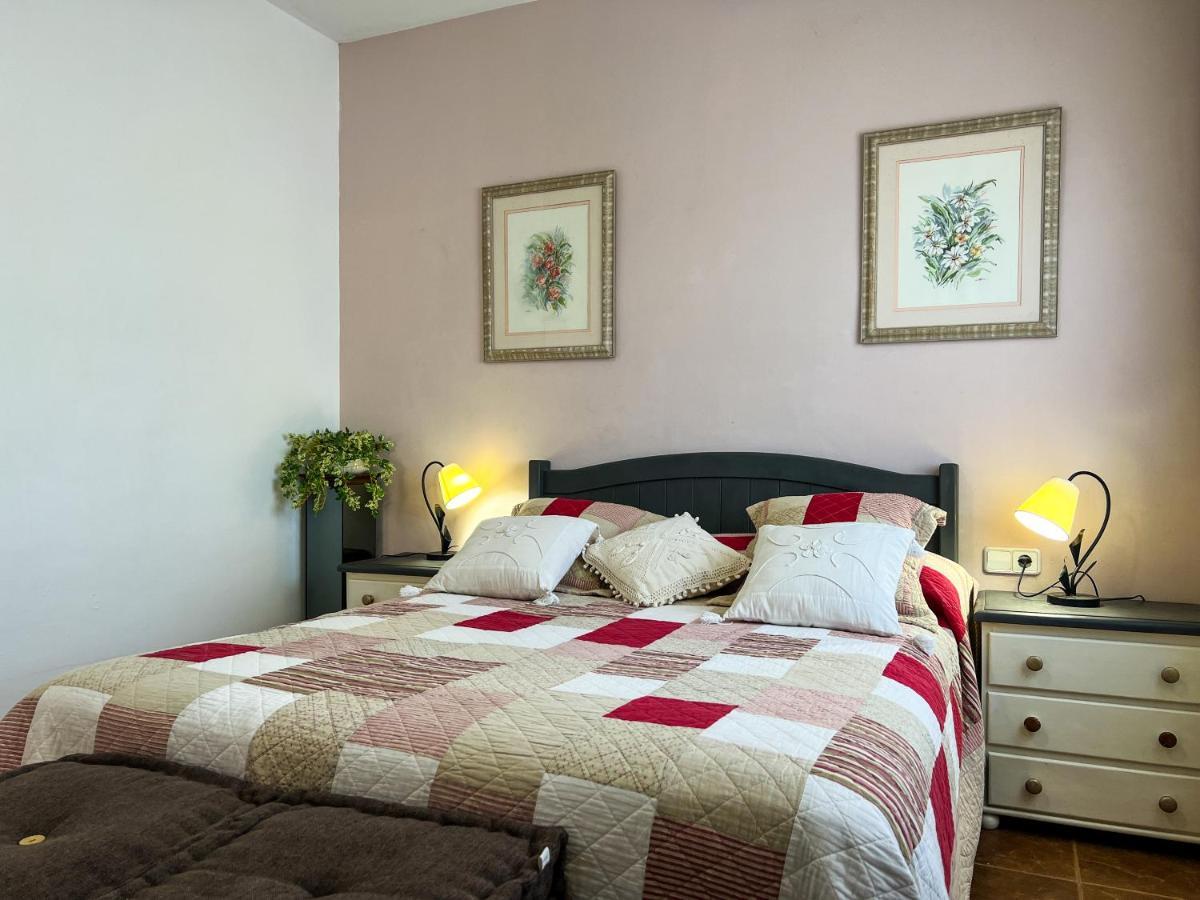 Вілла Vivalidays Casa Ricardo Sant Cebria de Vallalta Екстер'єр фото