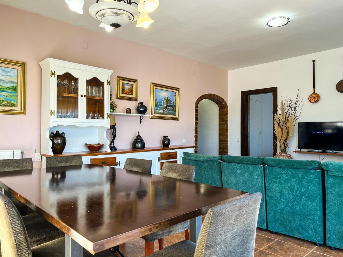 Вілла Vivalidays Casa Ricardo Sant Cebria de Vallalta Екстер'єр фото